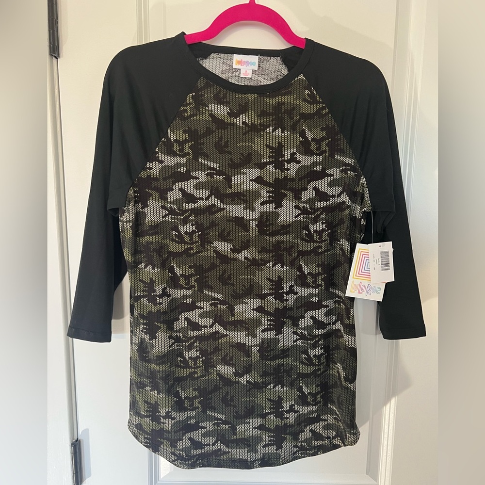 New LulaRoe Randy T - S
